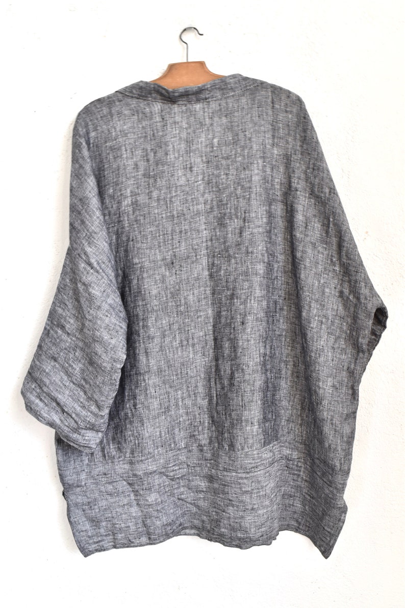 Oversize Boyfriend Shirt in Washed Linen image 7