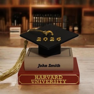 Graduation Table Decor, Graduation Gift, 3D Graduation Ornament , Graduation Cap and Books Design, Customized Name/Year/School Name