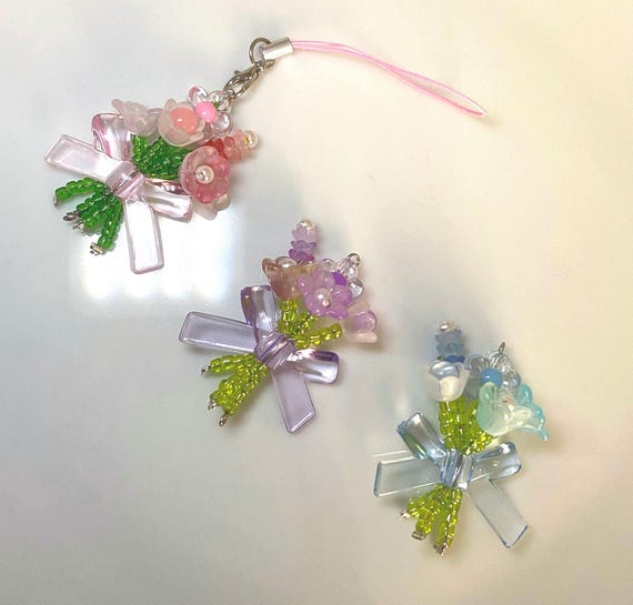 Handmade Mini Beaded Flower Bouquet Keychain