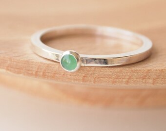 Emerald Ring - Sterling Silver -  May Birthstone - Emerald Jewelry - Birthstone Jewellery - Dainty Ring - Small Gemstone Ring