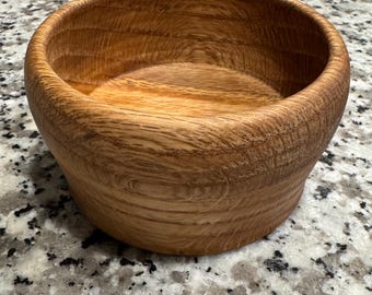 Plato de madera para joyería hecho a mano
