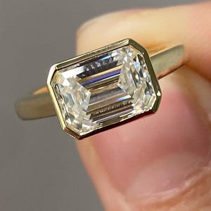 Emerald Cut East West Bezel Set Ring 2.50CT – 14K Yellow Gold | IGI Certified Lab Grown Diamond or Moissanite, Solitaire Engagement Ring