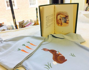 Bunny or rabbit /Organic Cotton baby bodysuits and matching hat clothing sets/ baby shower gift/ peter rabbit