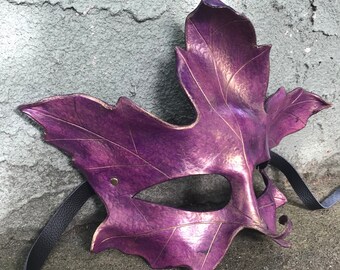 JESS Leather Maple Leaf Mask