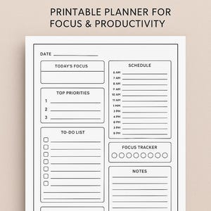 Könnte beinhalten: Druckbarer ADHD Daily Focus Pack Planer mit Abschnitten für Datum, Fokus, Prioritäten, To-Do-Liste, Zeitplan, Fokus-Tracker und Notizen. Der Text "ADHD DAILY FOCUS PACK" steht oben.