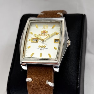 Orient Automatic tank White face Day date japan made men’s watch