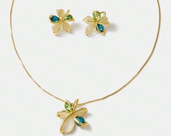 Floral Jewelry Set – Gold Necklace & Earrings with Gemstone Petals, Gift for Her