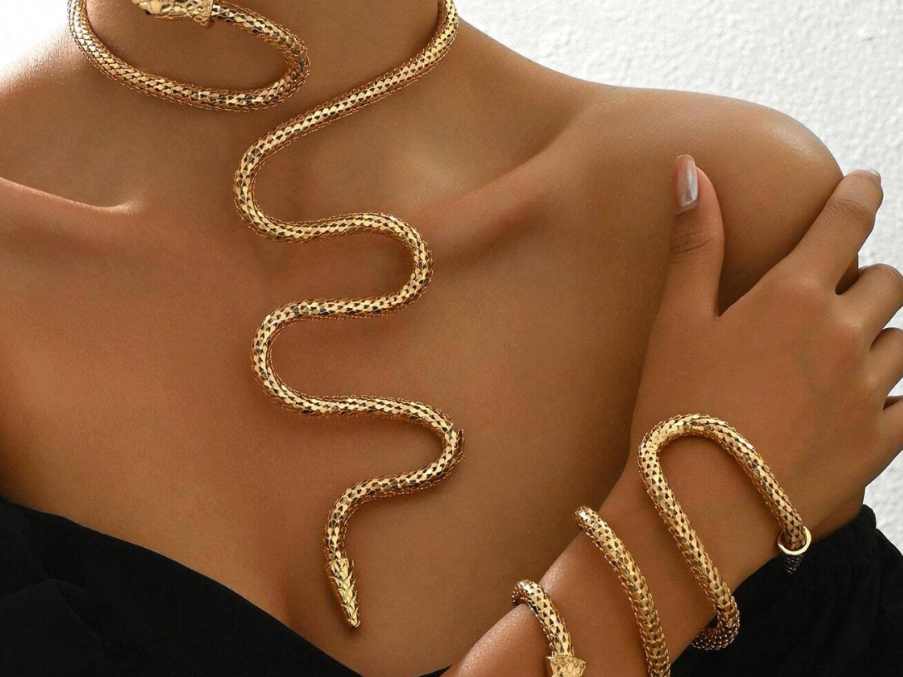 Collana con catena a serpente in oro: ciondolo a serpente in argento sterling - Italia