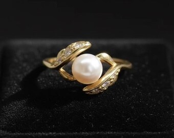Gold Pearl Ring | Minimal Leaf Design, Adjustable Band