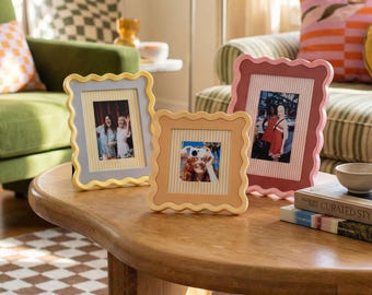 Funky Wavy Picture Frame Set | Retro Scalloped Edge Photo Frame with Striped Mat | 3 Color Options for Tabletop & Wall Mount Home Decor
