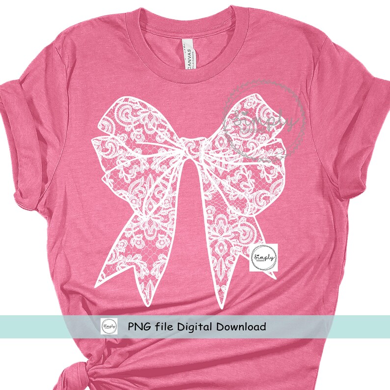 Puede incluir: Un lazo blanco de encaje en una camiseta rosa. El lazo es un archivo PNG de descarga digital.