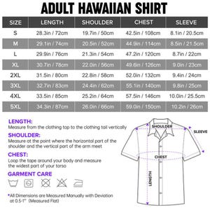 Op de afbeelding: Een maattabel voor een Hawa&iuml;aans overhemd voor volwassenen met afmetingen in inches en centimeters voor de maten S tot 5XL. De afbeelding bevat een lijntekening van een overhemd met pijlen die de lengte, schouder, borst en mouw aangeven.