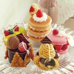 Strawberry Pancake Candle – Realistic Dessert Candle, Sweet Bakery Scent, Unique Food Candle Gift