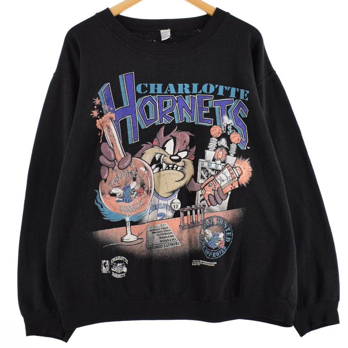 Charlotte Hornets Vintage Hardwood Classics Big Logo NBA T-Shirt - Moon  Best Print