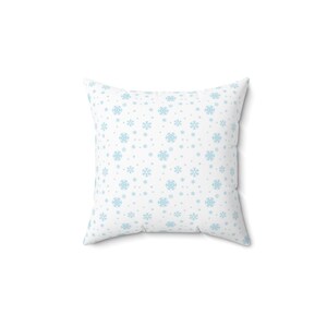 Snowflake Square Christmas Pillow, Winter Decorative Cushion, Holiday Throw Pillow, Festive Home Accent, Seasonal Accent Pillow