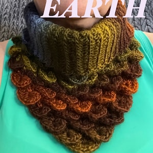 Dragon Scale Neck Scarf