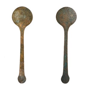 Antique Hand-Forged Brass Spoon – Vintage Kitchen Utensil, Rustic Farmhouse Decor, Collectible Metalware Gift