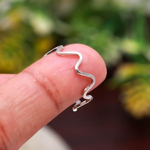 925 Sterling Silver Wavy Ring: Minimalist Open Band Jewelry