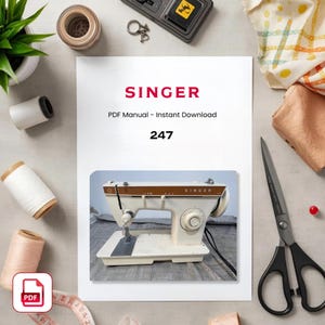 Op de afbeelding: Een PDF-handleiding voor een Singer naaimachine, met het woord "SINGER" in het rood. De handleiding is gelabeld "PDF Handleiding - Direct Downloaden" en "247". De afbeelding toont ook een vintage Singer naaimachine in crème en bruin.
