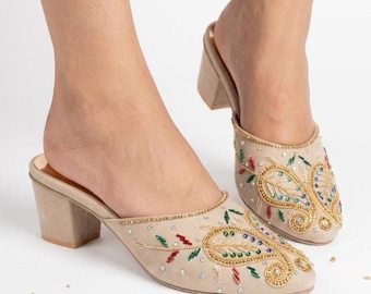 Zapatos de boda para mujer, tacones de novia estilo boho, mules bordados, sandalias sin cordones con tacón de bloque, hechos a mano.