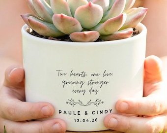 Personalized Couple Plant Pot, Custom Wedding Planter, Anniversary Gift for Couple, Romantic Garden Decor Keepsake