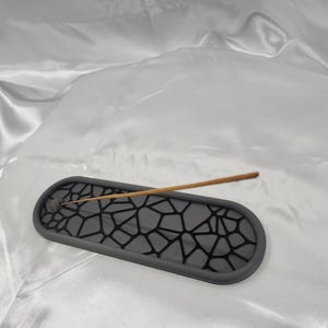 Geometric Lattice Incense Holder: Modern Home Decor