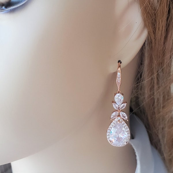 Rose Gold Wedding Jewelry, Rose Gold Earrings, Earrings for Brides, Bridesmaids Earrings, Crystal Bridal Earrings, Jewlery for Bride, MOB