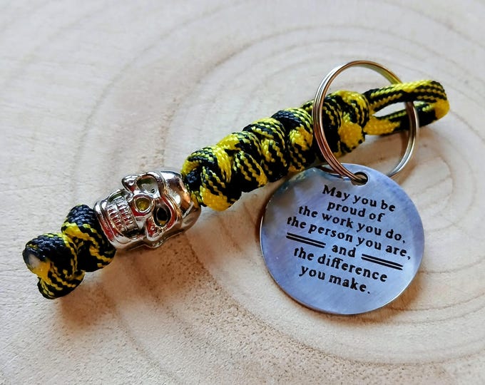 Paracord Keyring with Skull Bead and Inspirational Quote