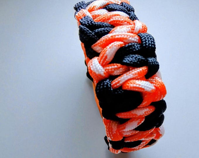 Black, Orange & White “Ember Tide” Paracord Bracelet