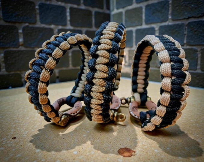 Paracord Bracelet Reversible with Faux Leather and Bronze Screw Clasp