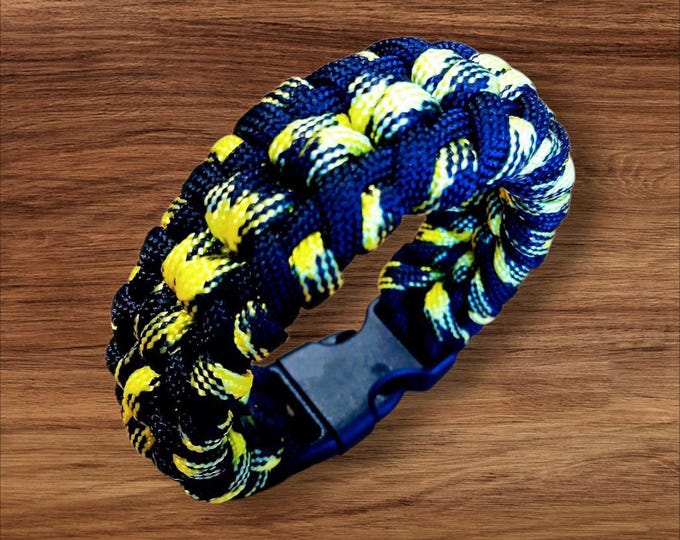 Black & Yellow “Urban Hornet” Paracord Bracelet