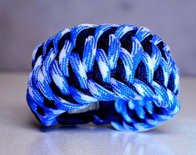 Blue, White & Black “Glacier Flow” Paracord Bracelet