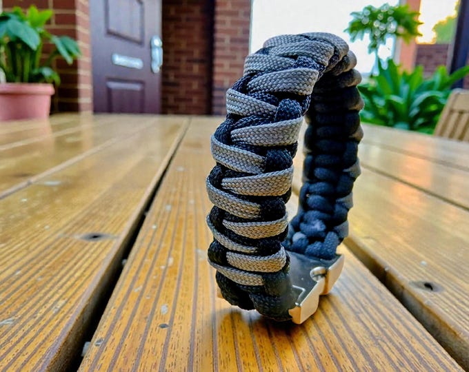 Paracord Bracelet, with Stainless Steel Clasp