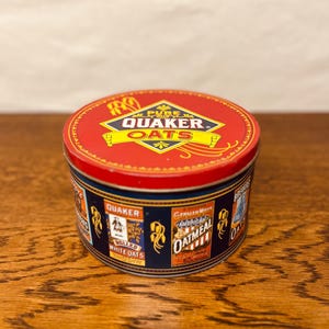 Vintage | Quaker Oats Tin | Round Canister | Vintage Advertising | Vintage Food Packaging