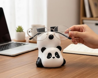 Simpatico portaocchiali a forma di panda, espositore per occhiali da vista, porta occhiali da sole, decorazione per scrivania, ornamento per camera da letto, regalo per bambini e adulti appassionati di panda.
