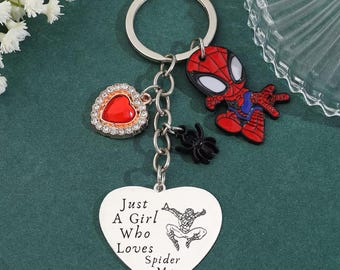 Llavero de Spiderman estilo cómic con colgante de corazón, ideal para llaves, mochila o bolso.
