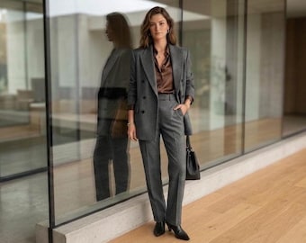 Women’s Grey Suit Set, Double Breasted Blazer & Trousers, Elegant Office Wear, Minimalist Business Suit, Tailored Formal Pantsuit