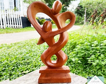 Estátua de amantes em abraço infinito, esculpida à mão em mogno – Escultura abstrata romântica