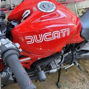 Zwei Retro Ducati Aufkleber Aufkleber für Fahrräder Tanks Motorrad Bauchpfanne