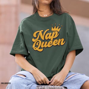 Nap Queen T-Shirt, fauler Tag Outfit, Schlaf-Shirt, Nickerchen-T-Shirt, Unisex Nickerchen-Shirt, gemütliches Geschenk für Sie, Freundin Geschenkidee