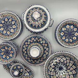 Traditional Handmade Clay Dinnerware Set for 6 – Hand-Painted Algerian Pottery