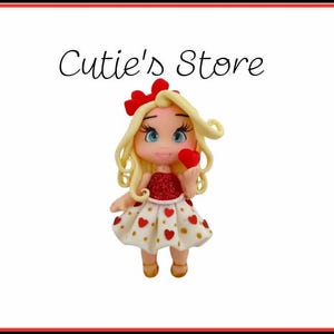 Muñeca de arcilla Valentine Girl - Muñeca de arcilla con centro de lazo de arcilla polimérica, muñecas de arcilla, centros de lazo, centro de arcilla para lazos, centro de lazo, muñeca de arcilla Love