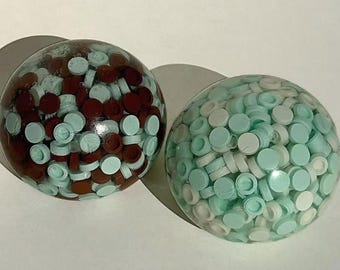 Gel Clear Crunch Stress Ball: ASMR Sensory Squeeze Toy with Block Beads. Pre-order Now