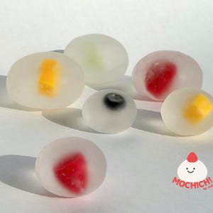 Reserva la pelota antiestrés Fruity Mochi Cloud, un juguete para aliviar el estrés.