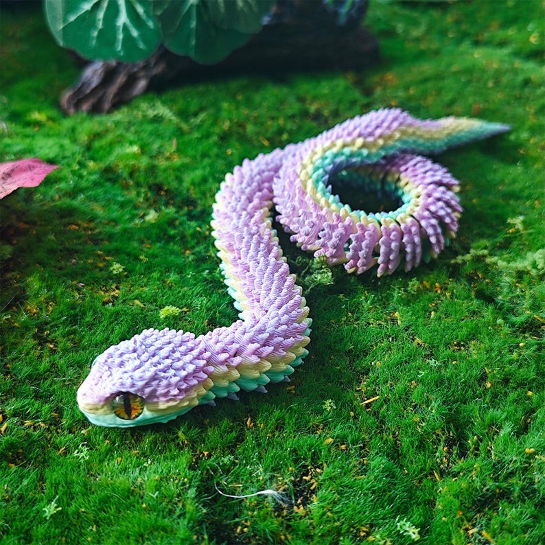 Articulated 3D Printed Flexible Snake Fidget Toy, Dazzling Iridescent PLA Posable Desk Decor, Fidget ADHD Snake Toys, Toy Animal, Flexi Toys image 3