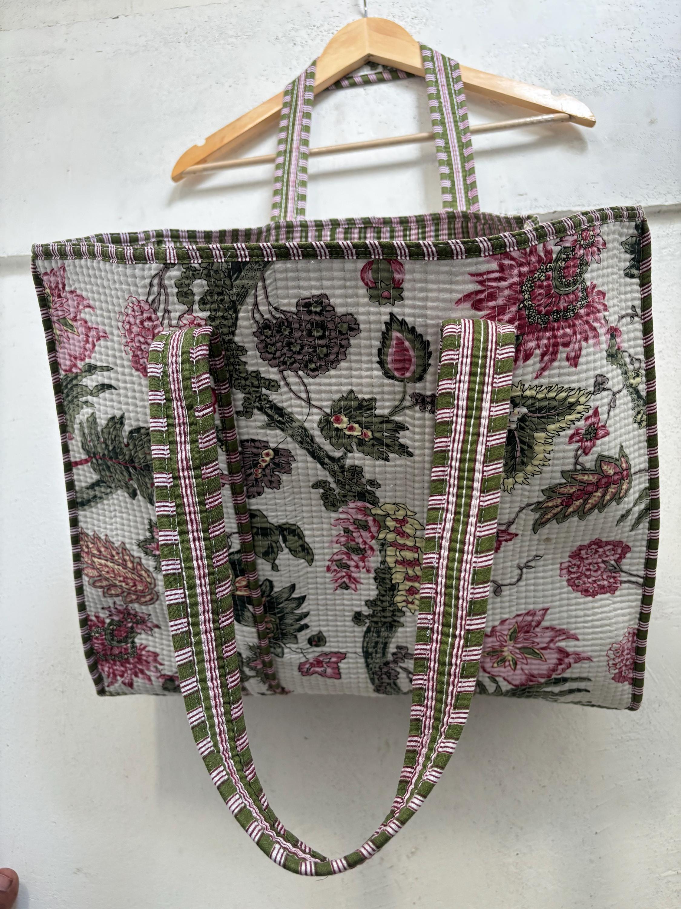 花柄キルティングコットントートバッグ：インドエスニックショッパー