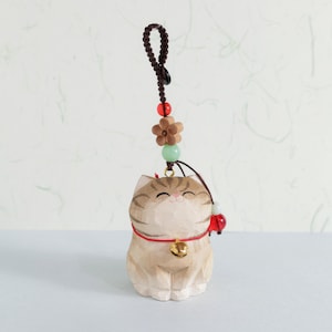 Handmade Wooden Carving Cat Keychains, Wooden Cat Ornaments, Creative And Cute Car Charm, Hand Craft Wood Art, Tabby Cat