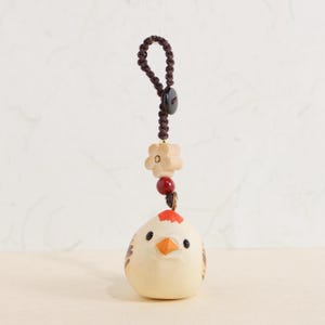 Handmade Wooden Carving Bird Keychains, Wooden Bird Ornaments, Creative And Cute Car Charm, Hand Craft wood art, bird