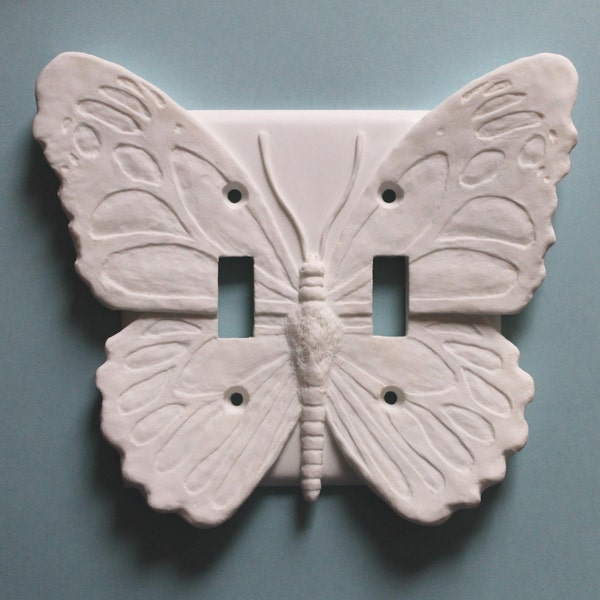 Butterfly / LIght Switch Plate / Decor / Wall cover / Double toggle / Switchplate / Outlet / Sculptures/