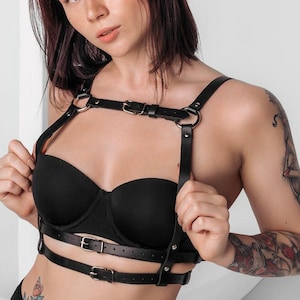 Leather Bustier Top, Women&#39;s Rave Chest Harness, Gothic & Alternative Style Leather Waist Harness Belt for Bold Looks
